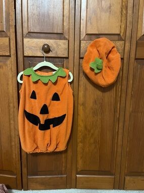 Pottery Barn Kids Orange Pumpkin Costume with Green Collar and Hat | Sz. 12-24m